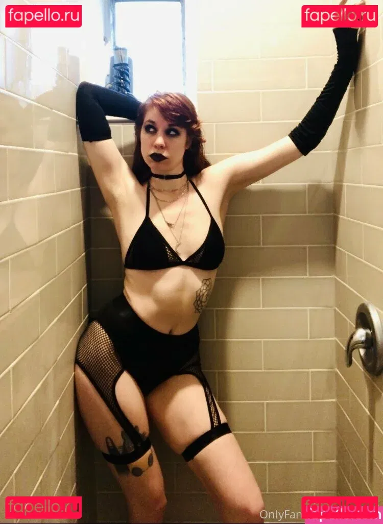 yubaba_yaga Onlyfans Photo Gallery 