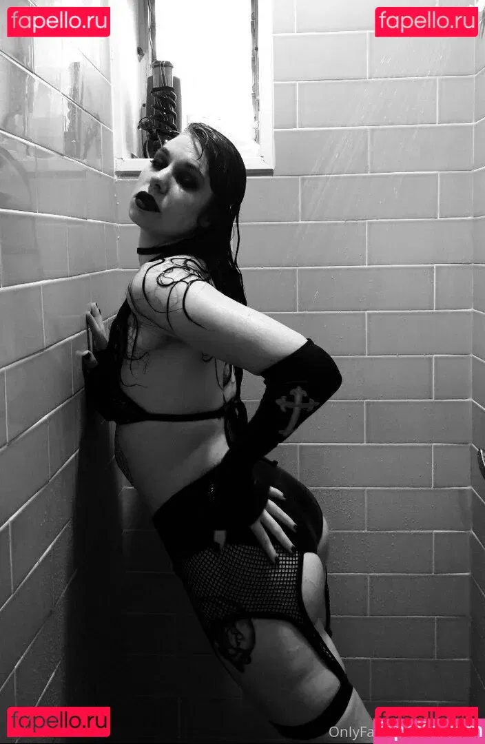 yubaba_yaga Onlyfans Photo Gallery 