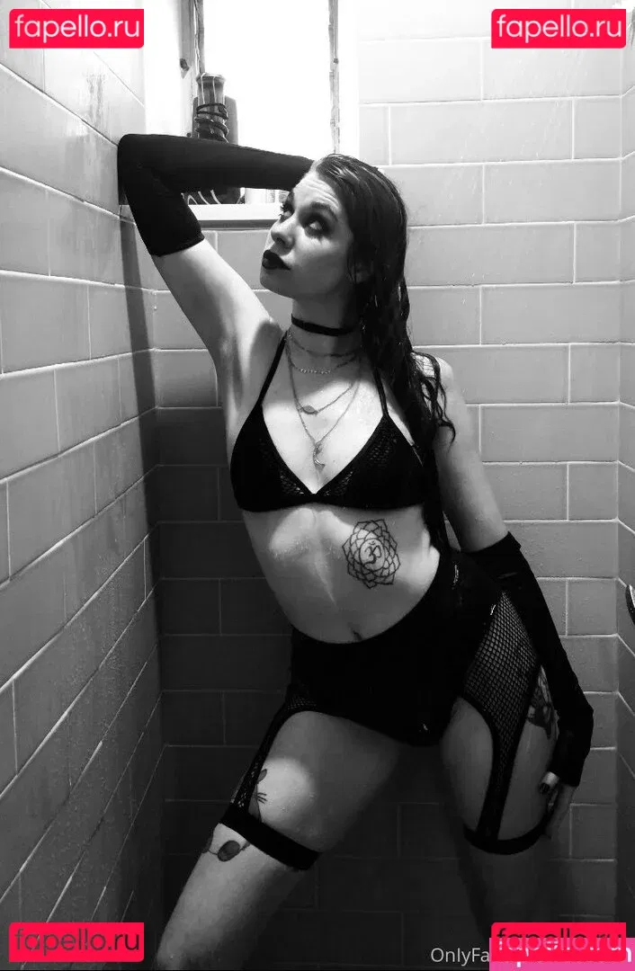 yubaba_yaga Onlyfans Photo Gallery 