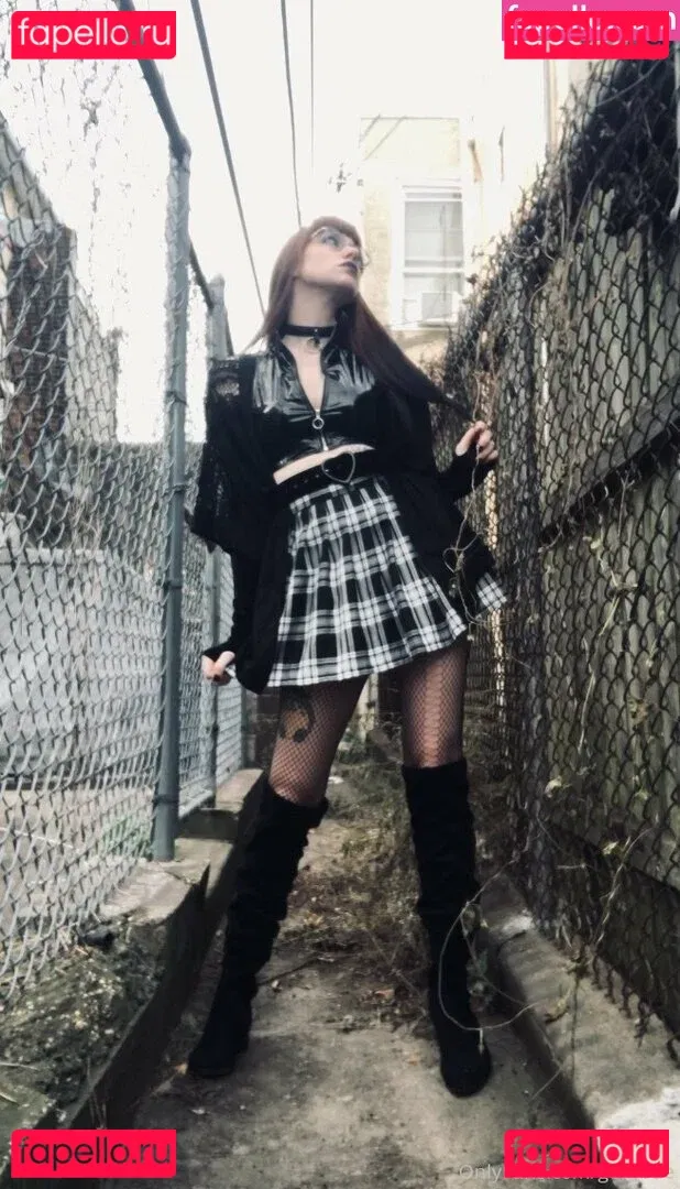 yubaba_yaga Onlyfans Photo Gallery 