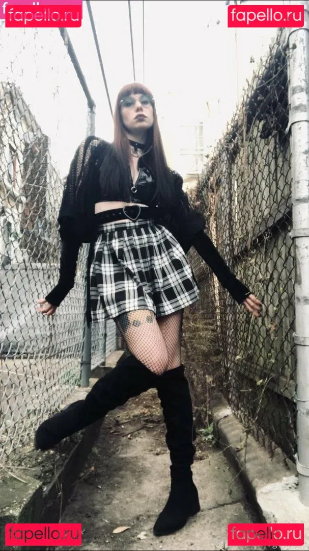 yubaba_yaga Onlyfans Photo Gallery 