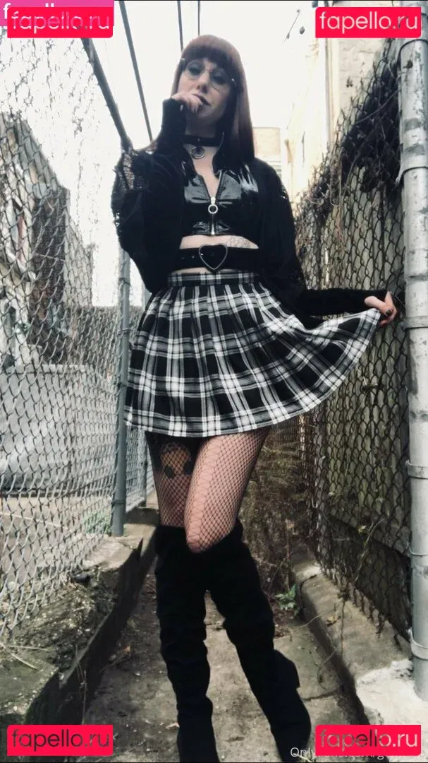 yubaba_yaga Onlyfans Photo Gallery 