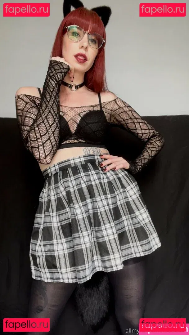 yubaba_yaga Onlyfans Photo Gallery 