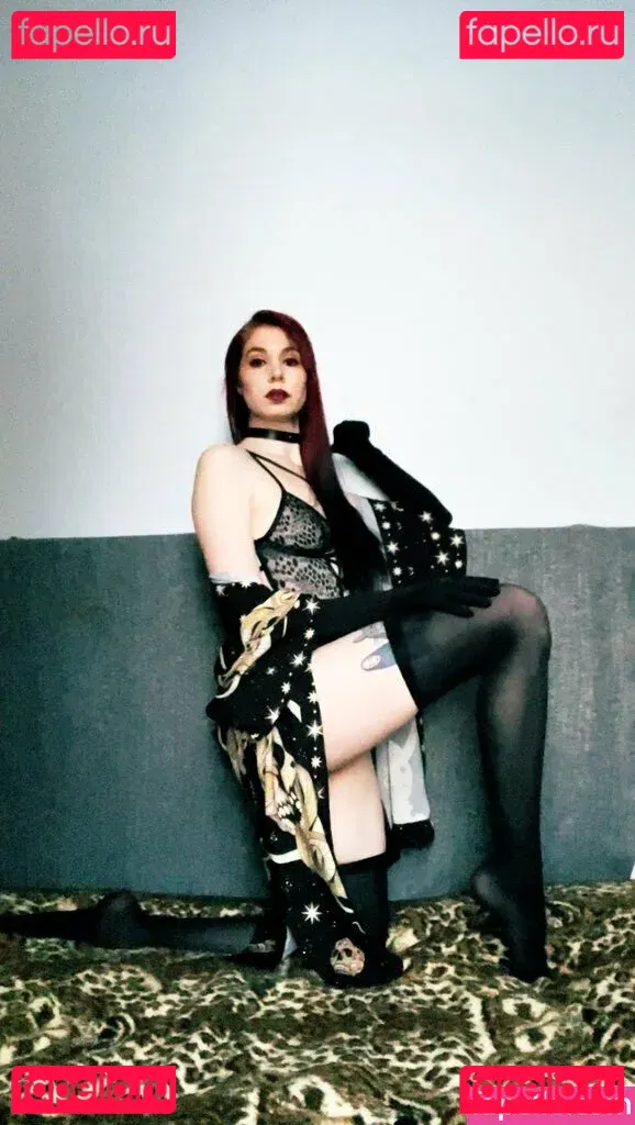 yubaba_yaga Onlyfans Photo Gallery 