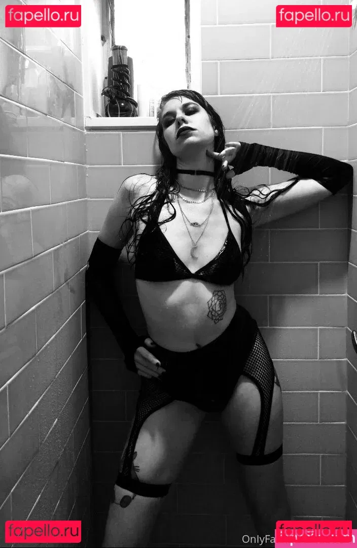 yubaba_yaga Onlyfans Photo Gallery 