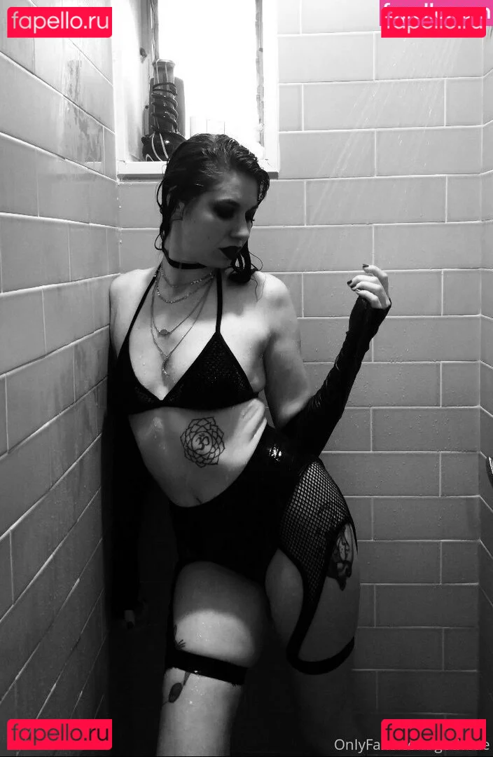 yubaba_yaga Onlyfans Photo Gallery 