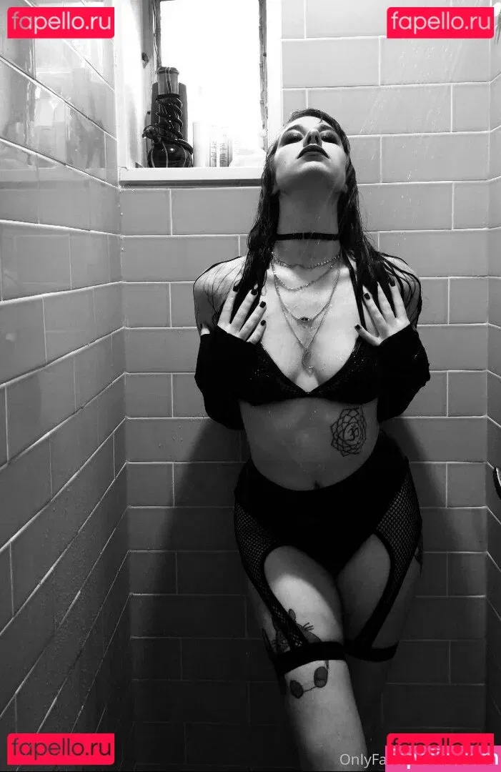 yubaba_yaga Onlyfans Photo Gallery 