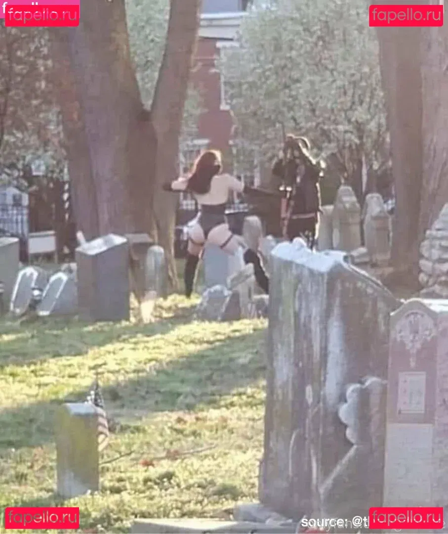 yubaba_yaga Onlyfans Photo Gallery 