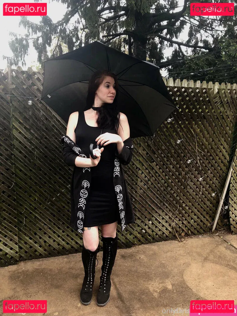 yubaba_yaga Onlyfans Photo Gallery 