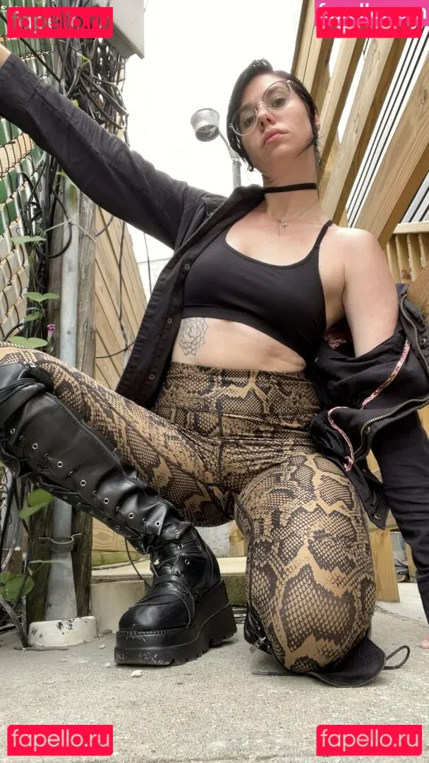 yubaba_yaga Onlyfans Photo Gallery 