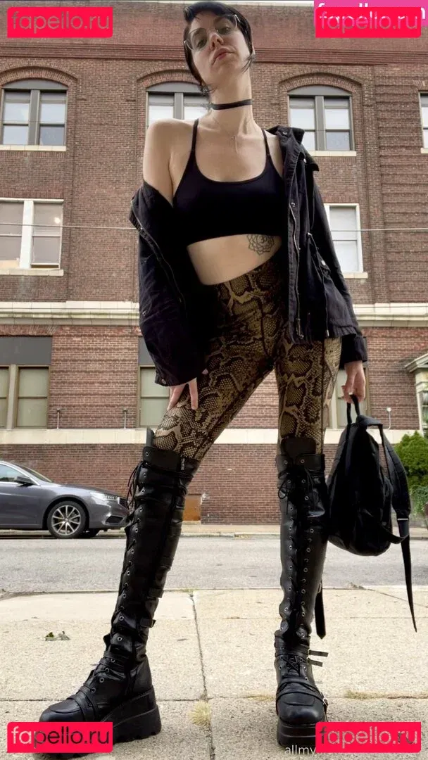 yubaba_yaga Onlyfans Photo Gallery 