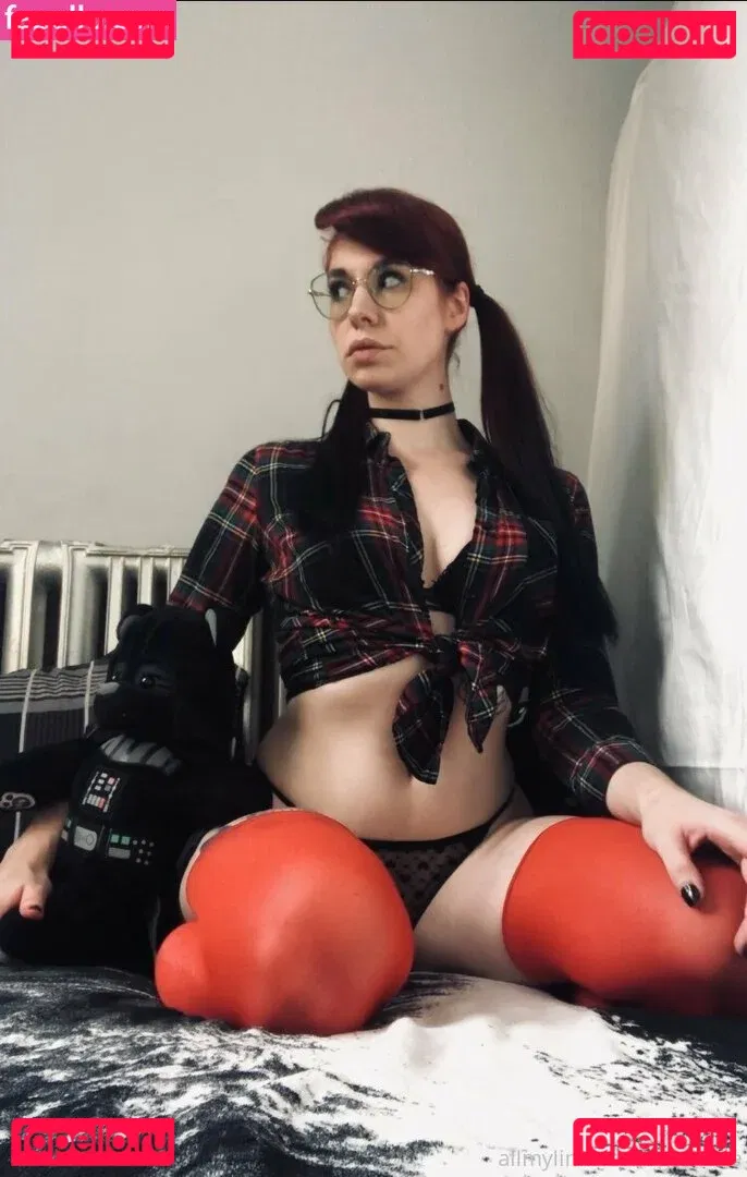 yubaba_yaga Onlyfans Photo Gallery 