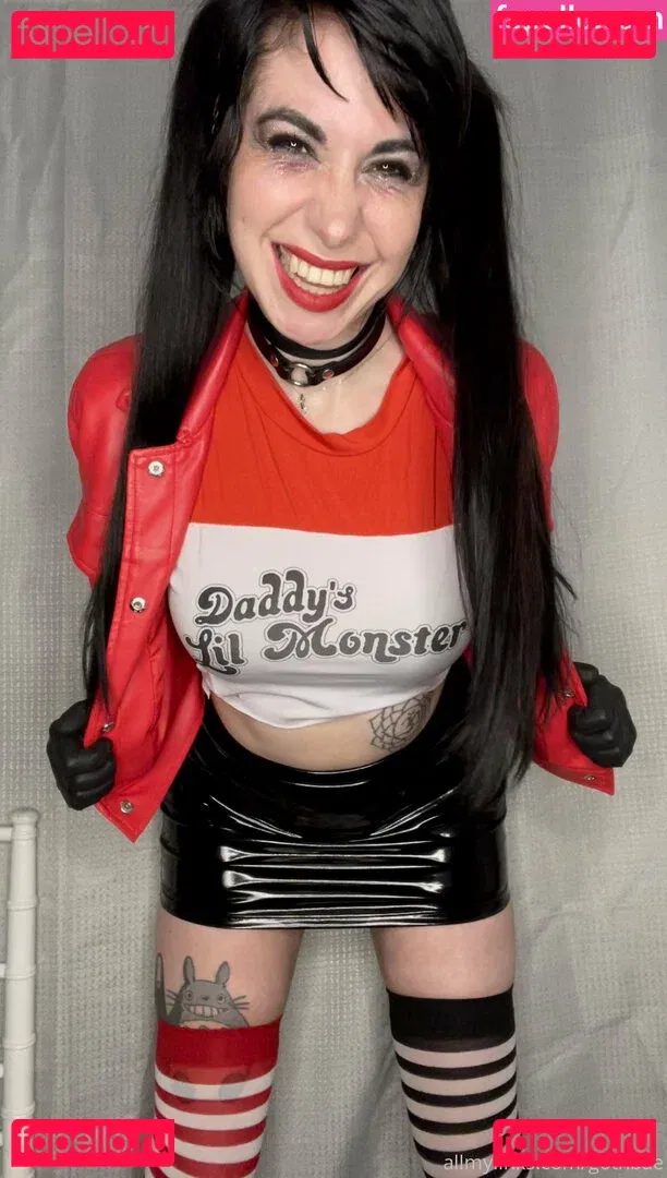 yubaba_yaga Onlyfans Photo Gallery 