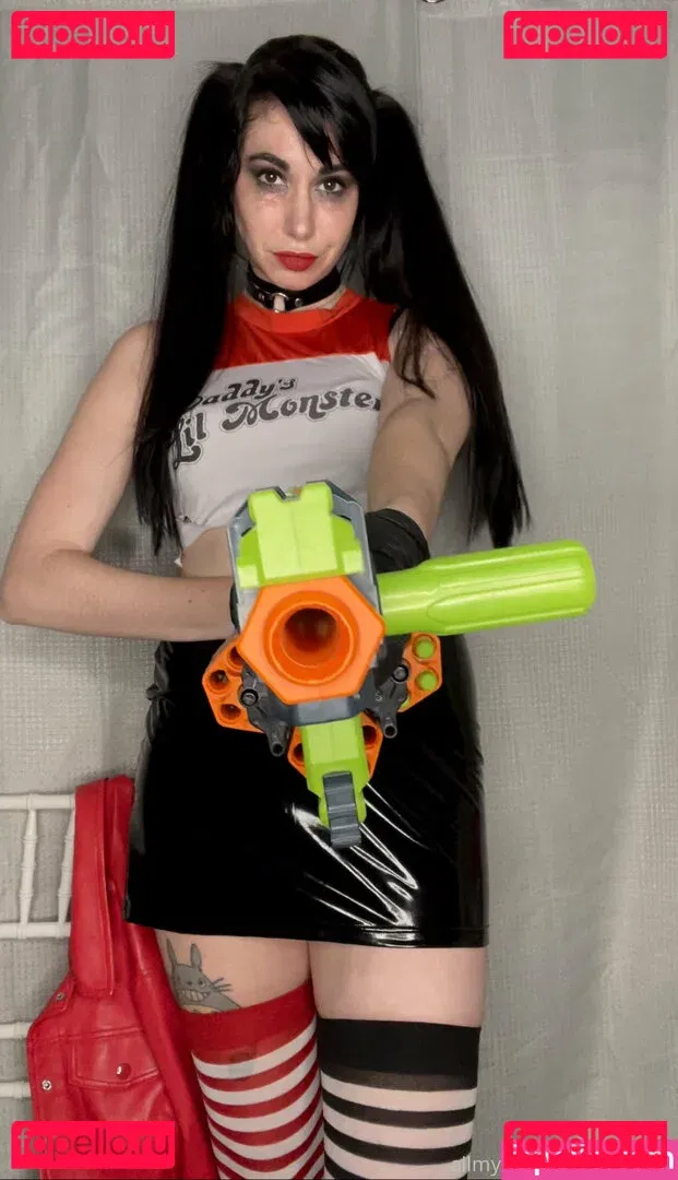 yubaba_yaga Onlyfans Photo Gallery 