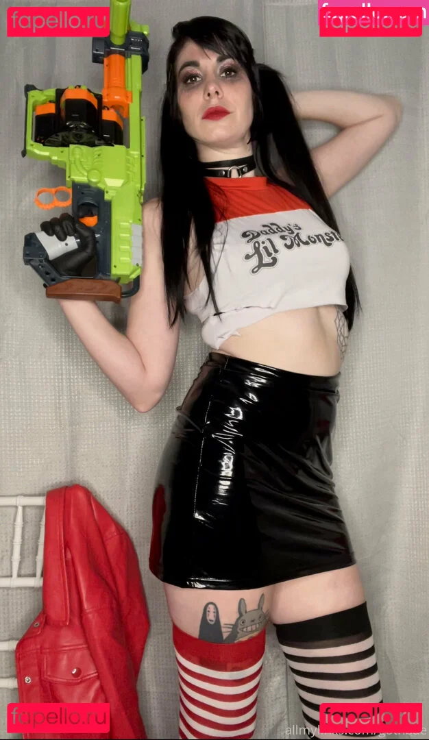 yubaba_yaga Onlyfans Photo Gallery 