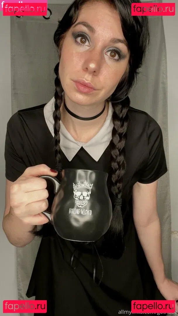 yubaba_yaga Onlyfans Photo Gallery 