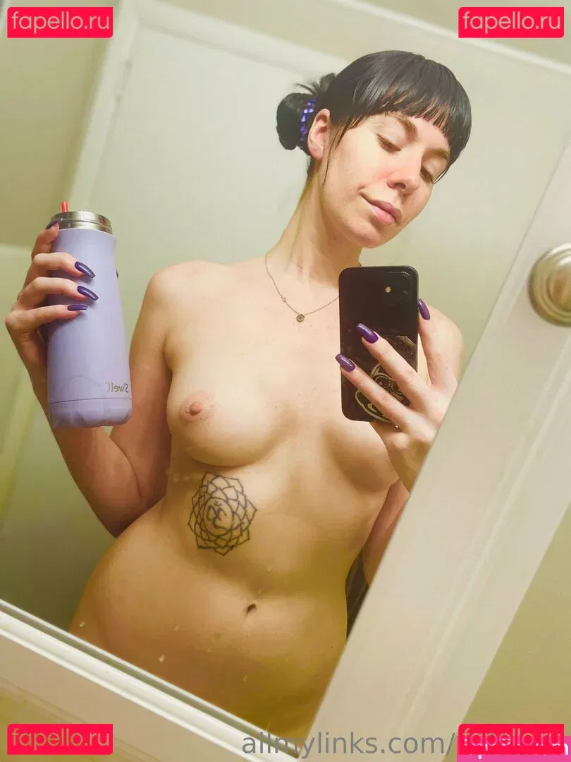 yubaba_yaga Onlyfans Photo Gallery 