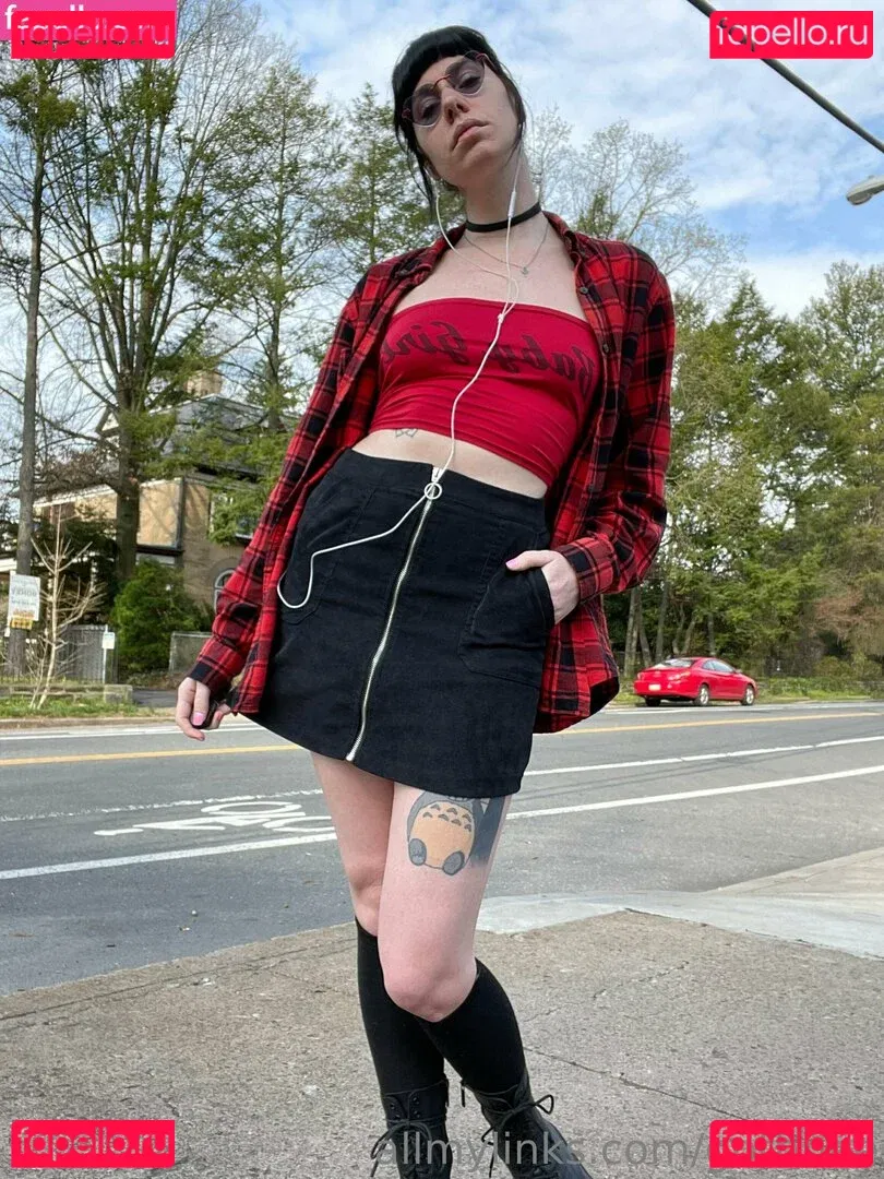 yubaba_yaga Onlyfans Photo Gallery 