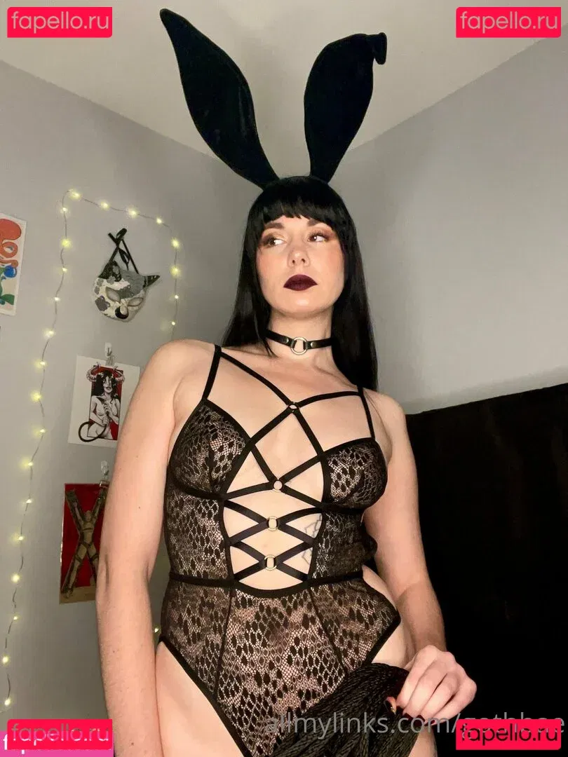 yubaba_yaga Onlyfans Photo Gallery 