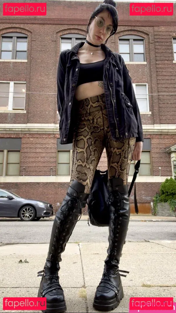 yubaba_yaga Onlyfans Photo Gallery 