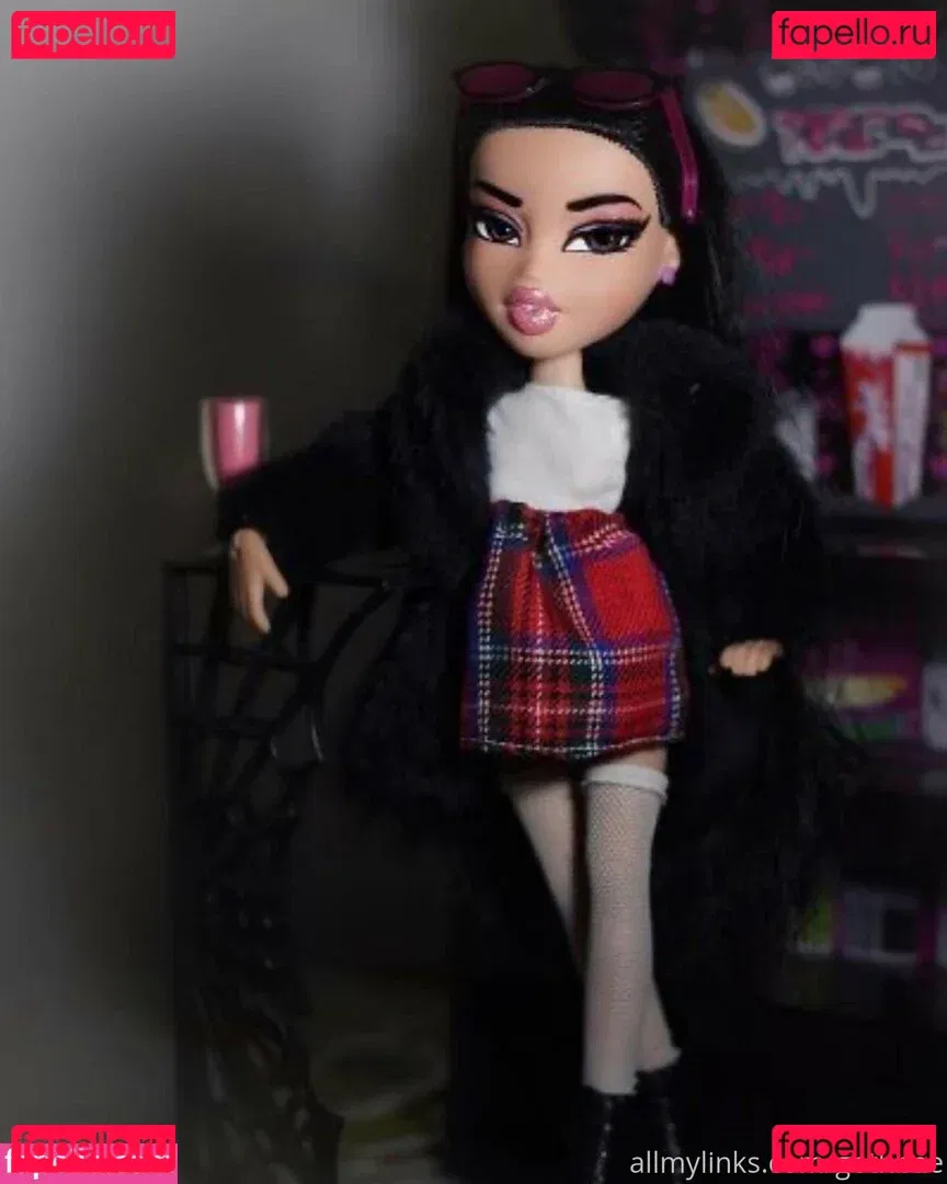 yubaba_yaga Onlyfans Photo Gallery 