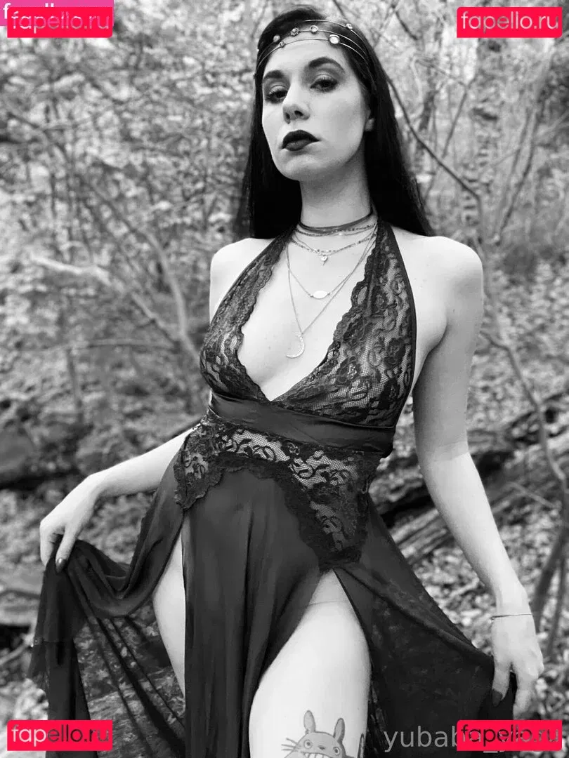 yubaba_yaga Onlyfans Photo Gallery 