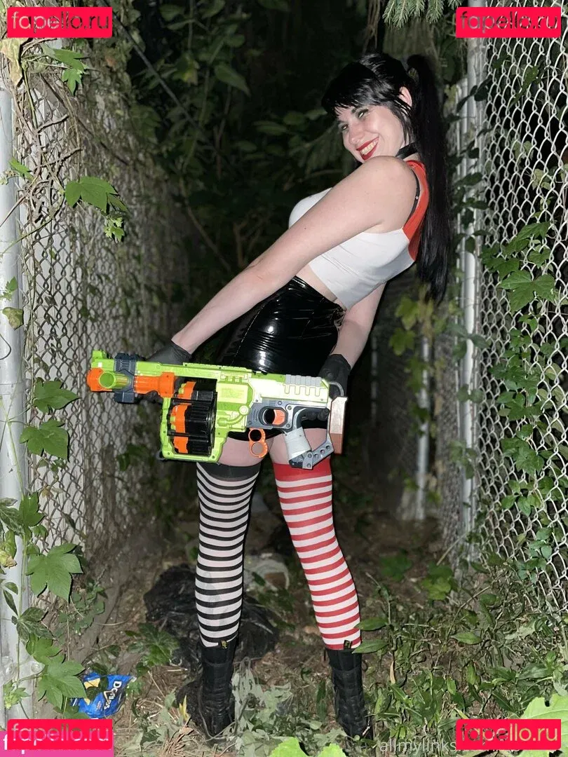 yubaba_yaga Onlyfans Photo Gallery 