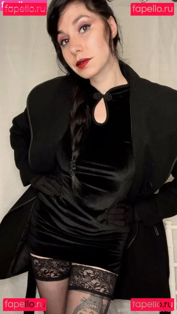 yubaba_yaga Onlyfans Photo Gallery 