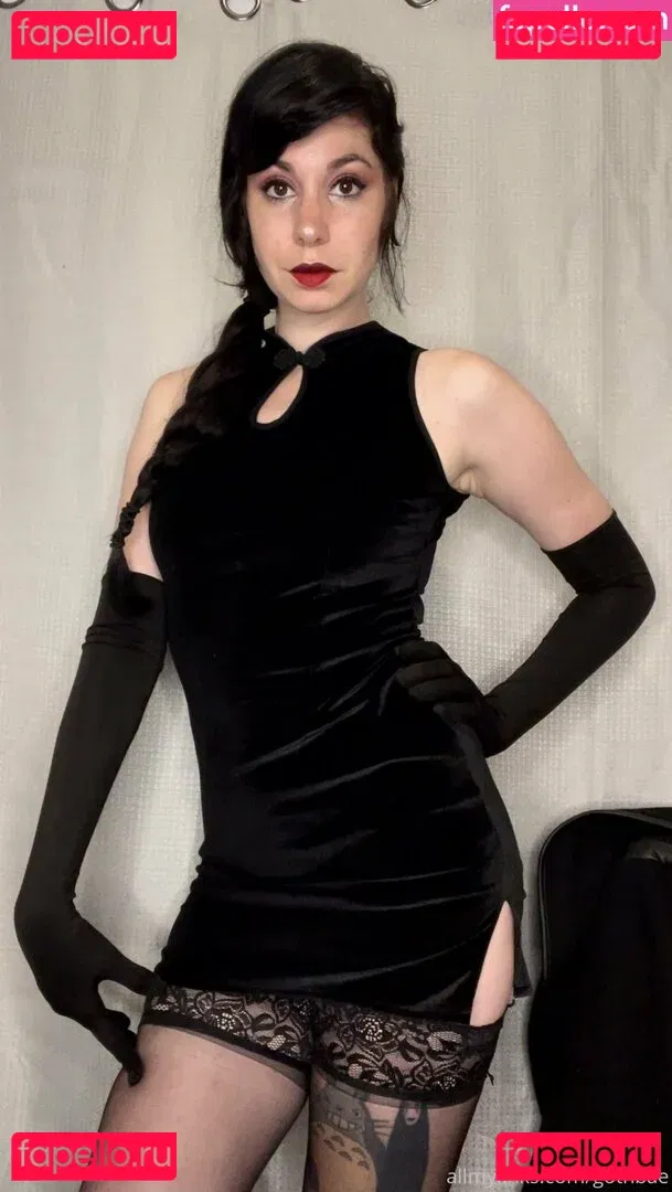 yubaba_yaga Onlyfans Photo Gallery 