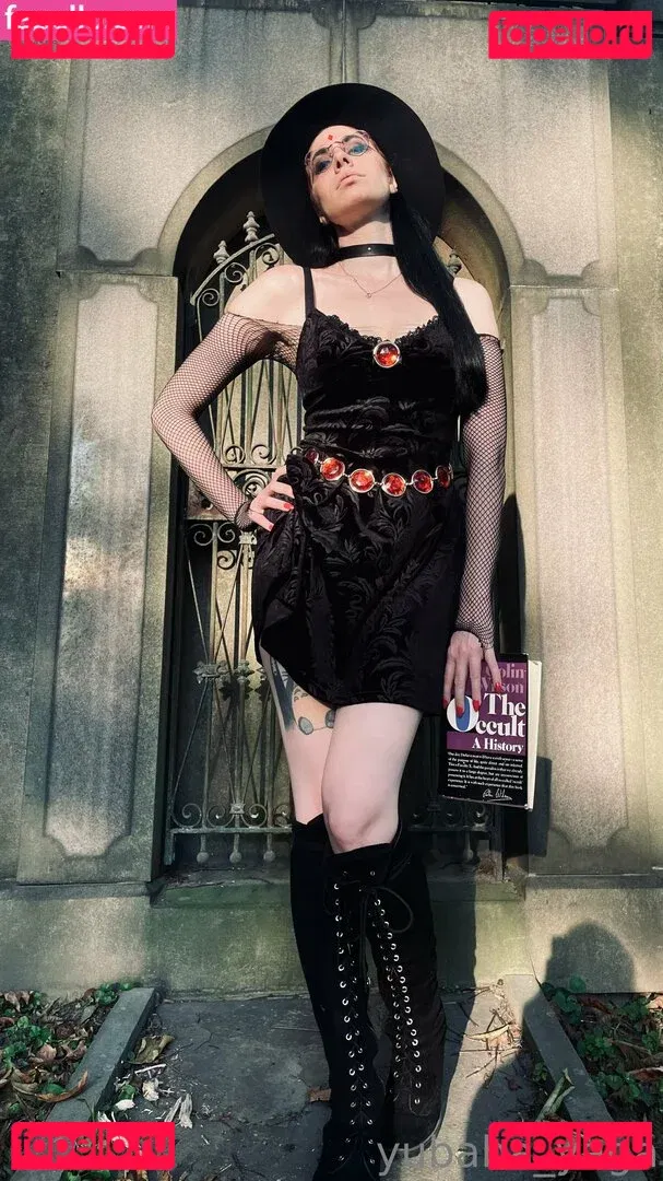 yubaba_yaga Onlyfans Photo Gallery 