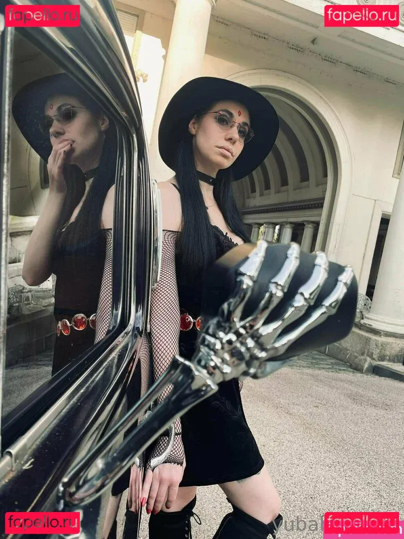 yubaba_yaga Onlyfans Photo Gallery 