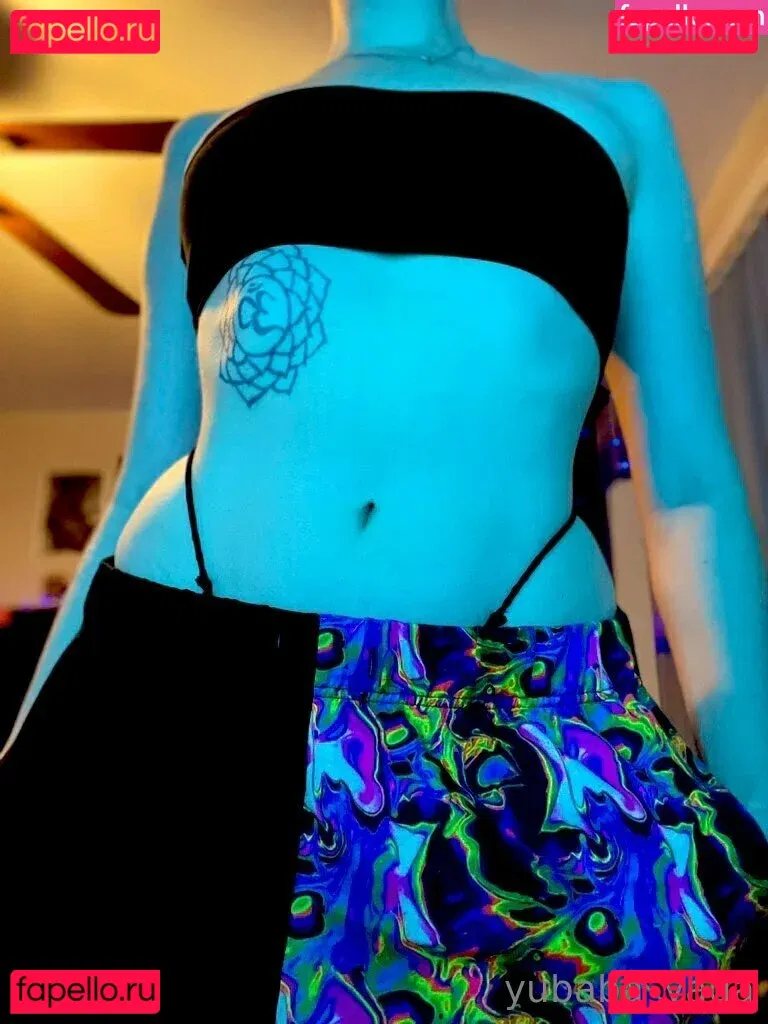 yubaba_yaga Onlyfans Photo Gallery 