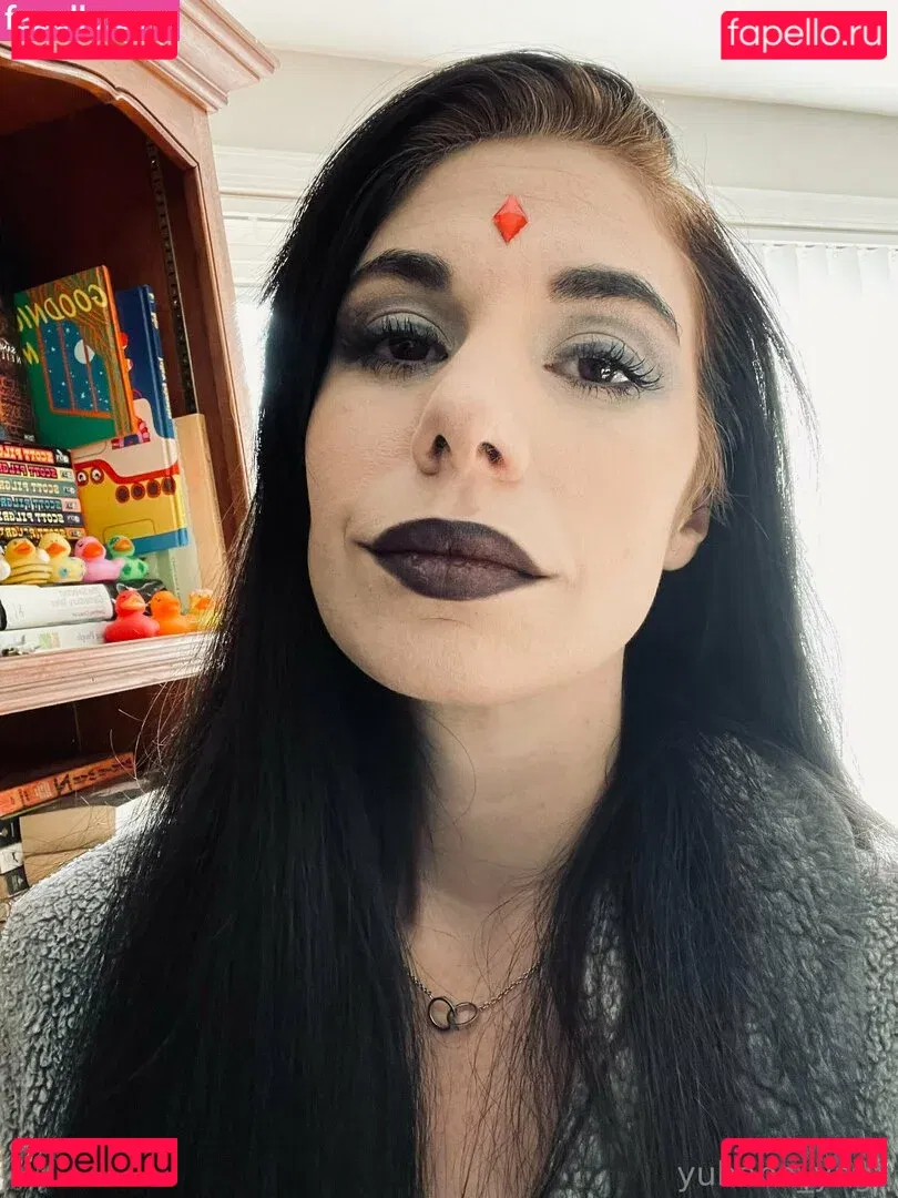 yubaba_yaga Onlyfans Photo Gallery 