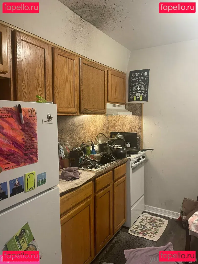 yubaba_yaga Onlyfans Photo Gallery 