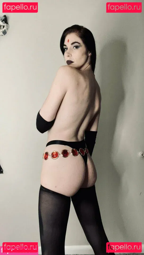 yubaba_yaga Onlyfans Photo Gallery 