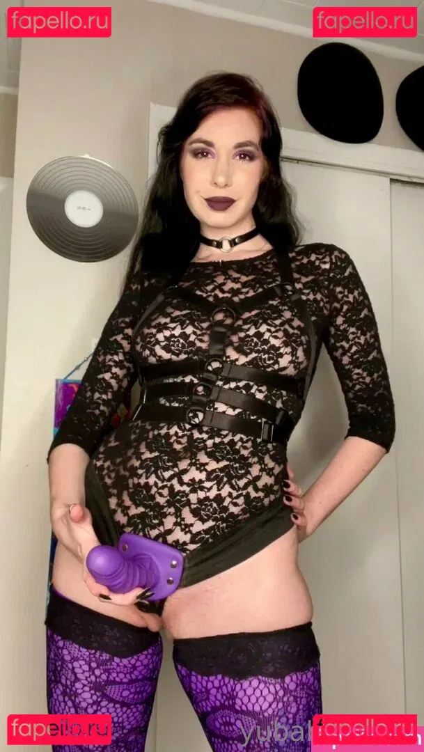 yubaba_yaga Onlyfans Photo Gallery 