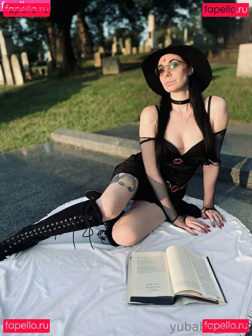 yubaba_yaga Onlyfans Photo Gallery 