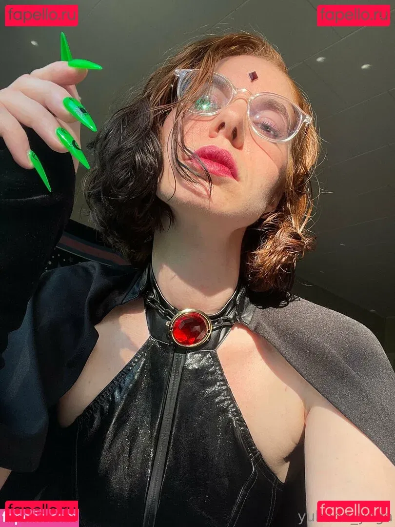 yubaba_yaga Onlyfans Photo Gallery 