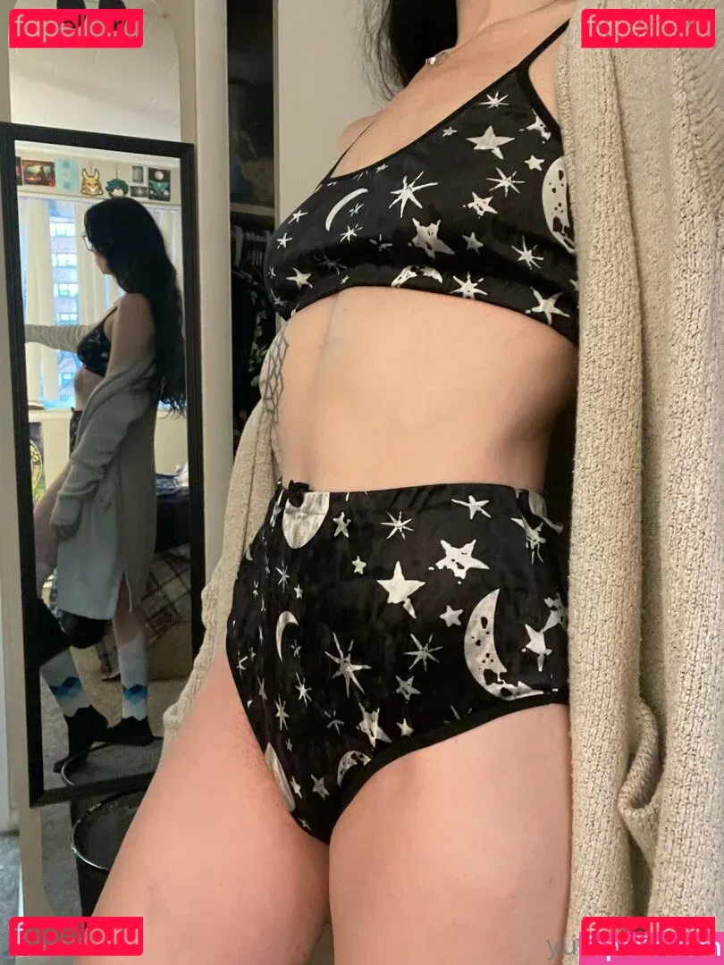 yubaba_yaga Onlyfans Photo Gallery 