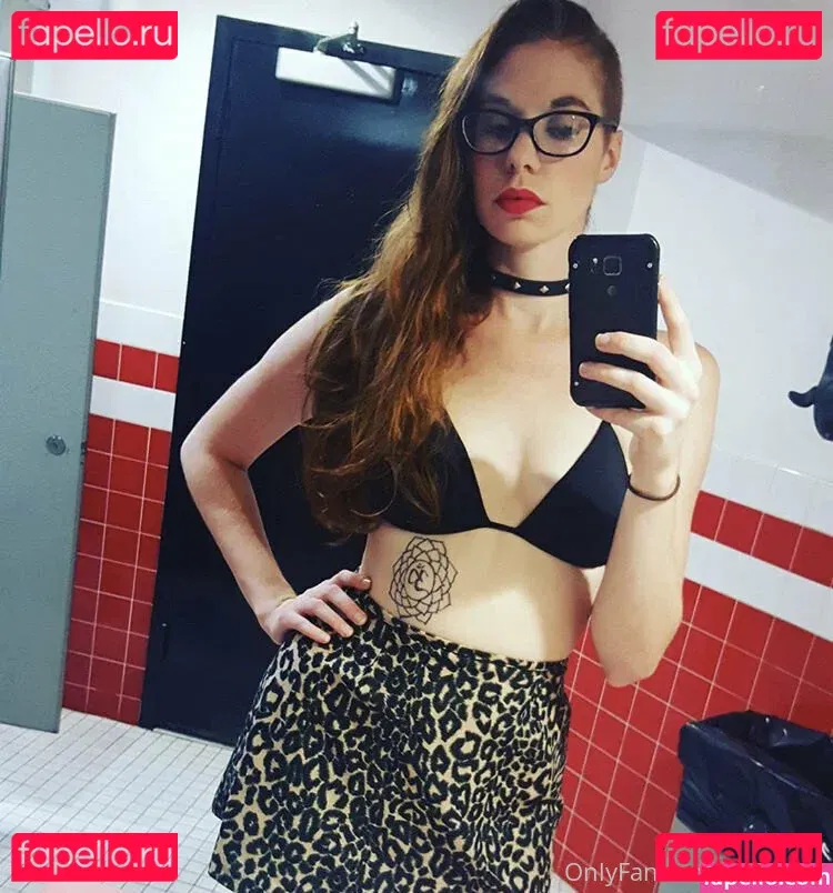 yubaba_yaga Onlyfans Photo Gallery 