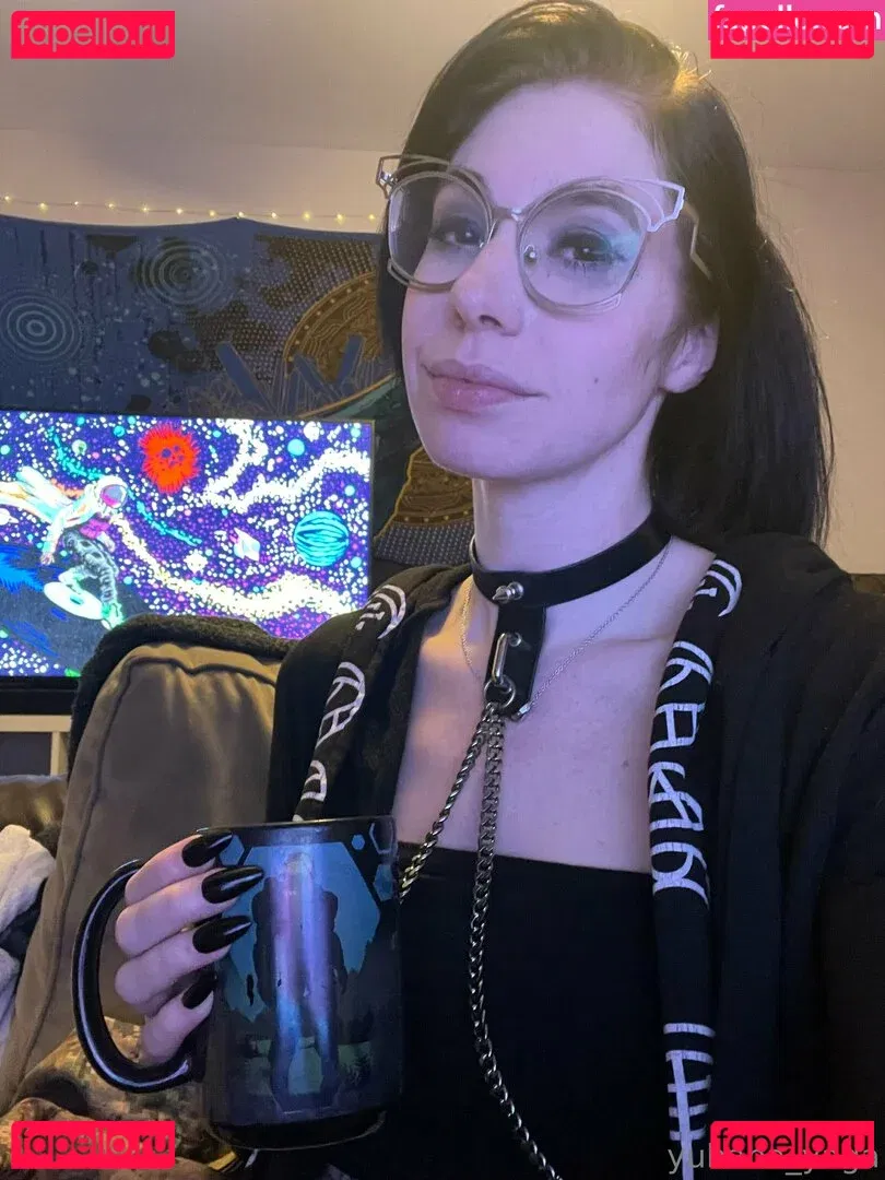 yubaba_yaga Onlyfans Photo Gallery 