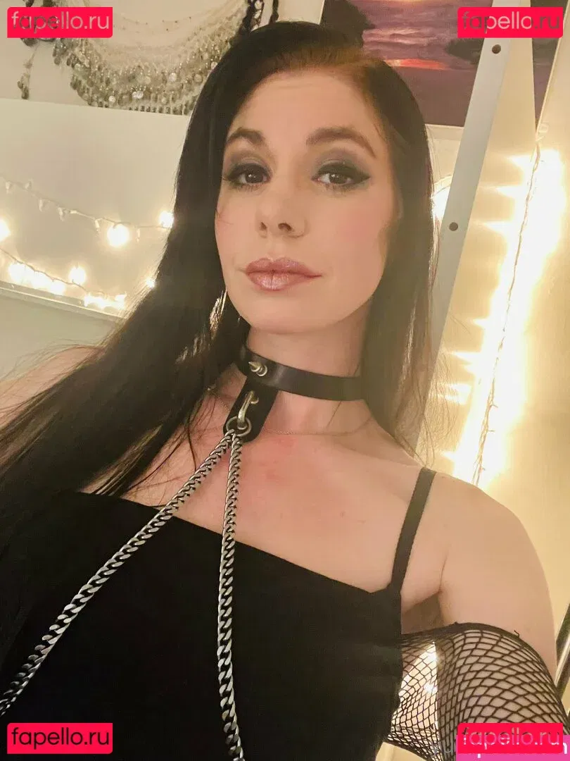 yubaba_yaga Onlyfans Photo Gallery 