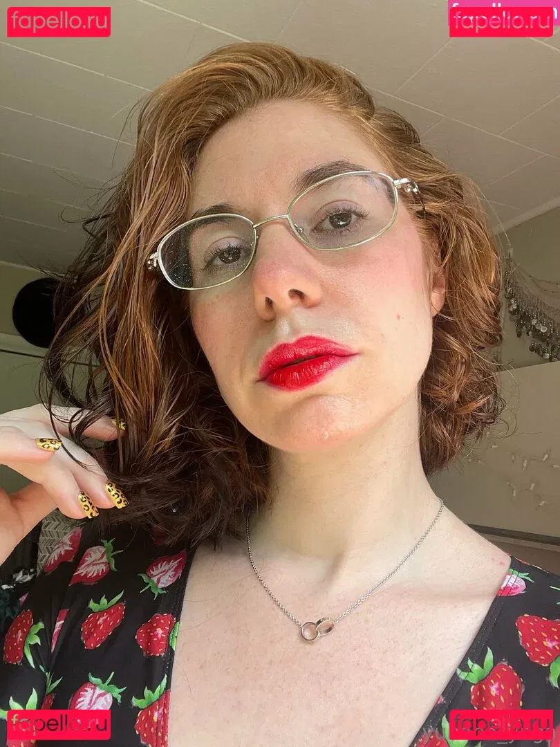 yubaba_yaga Onlyfans Photo Gallery 