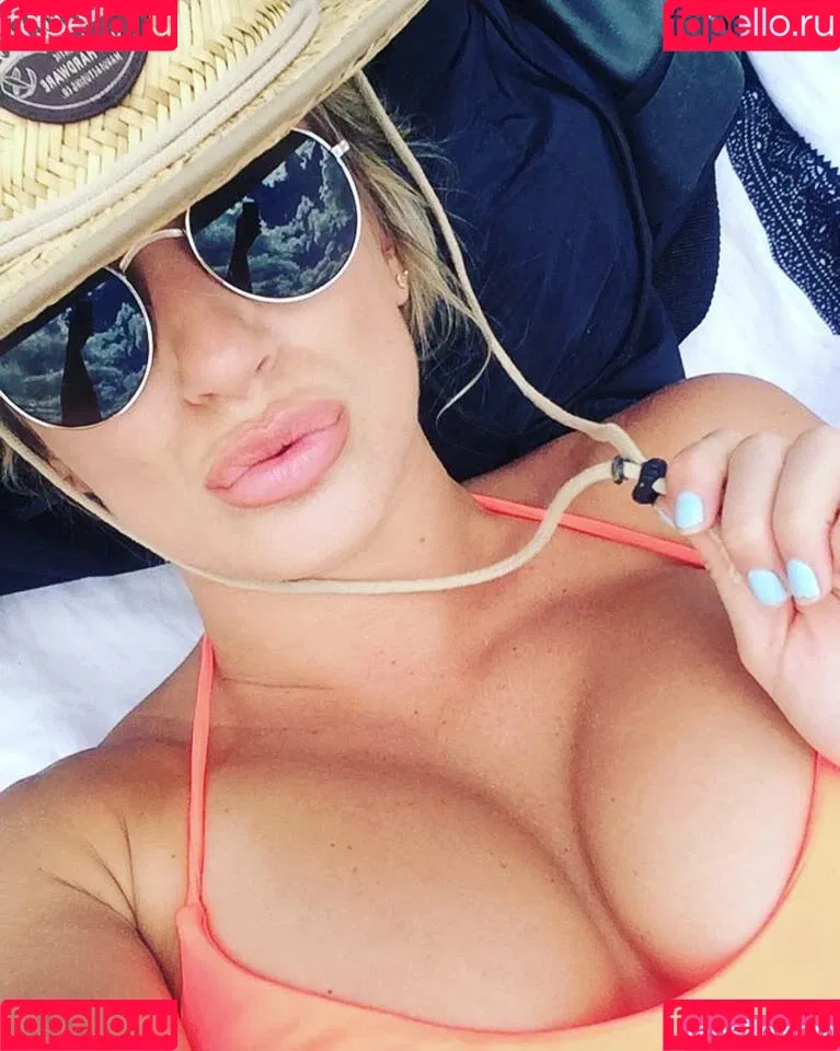 Quincy Hewitt Onlyfans Photo Gallery 