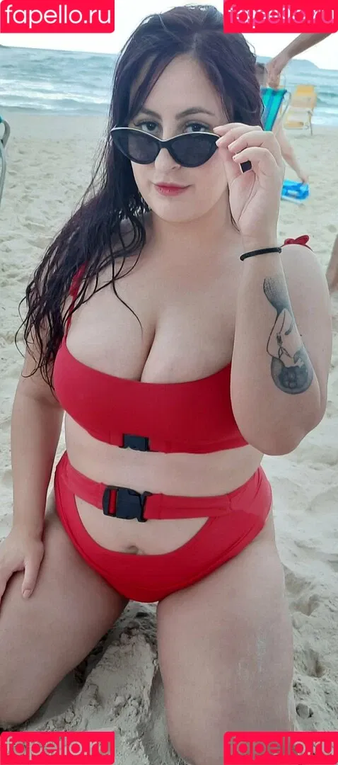 curvygeekvip Onlyfans Photo Gallery 