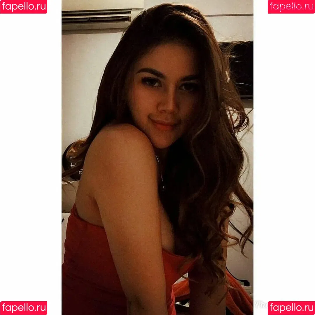 Renna Dyana Onlyfans Photo Gallery 