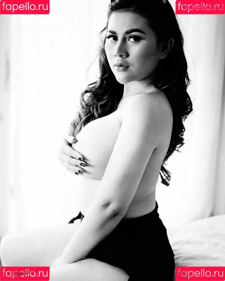 Renna Dyana Onlyfans Photo Gallery 