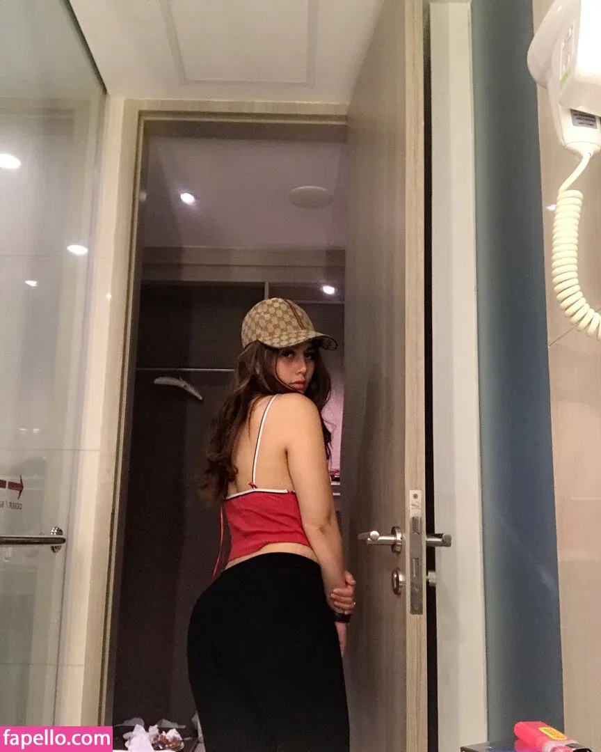 Renna Dyana Onlyfans Photo Gallery 