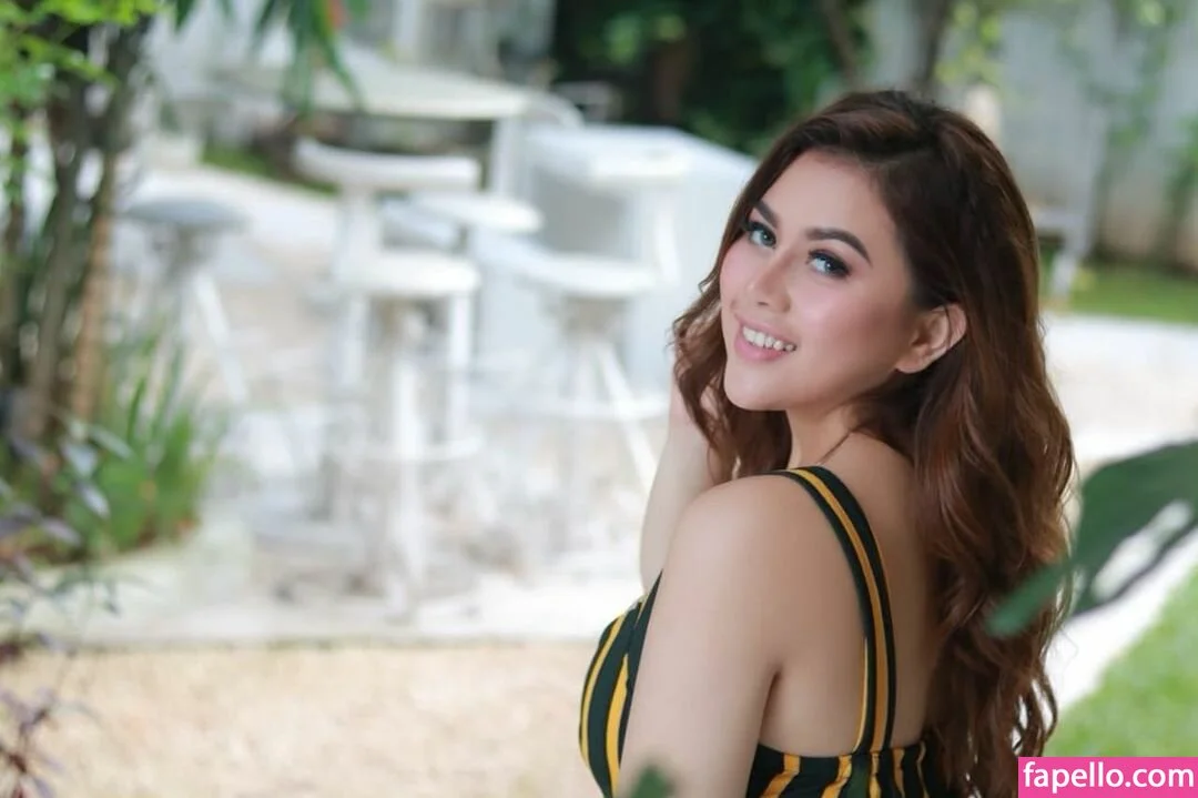 Renna Dyana Onlyfans Photo Gallery 