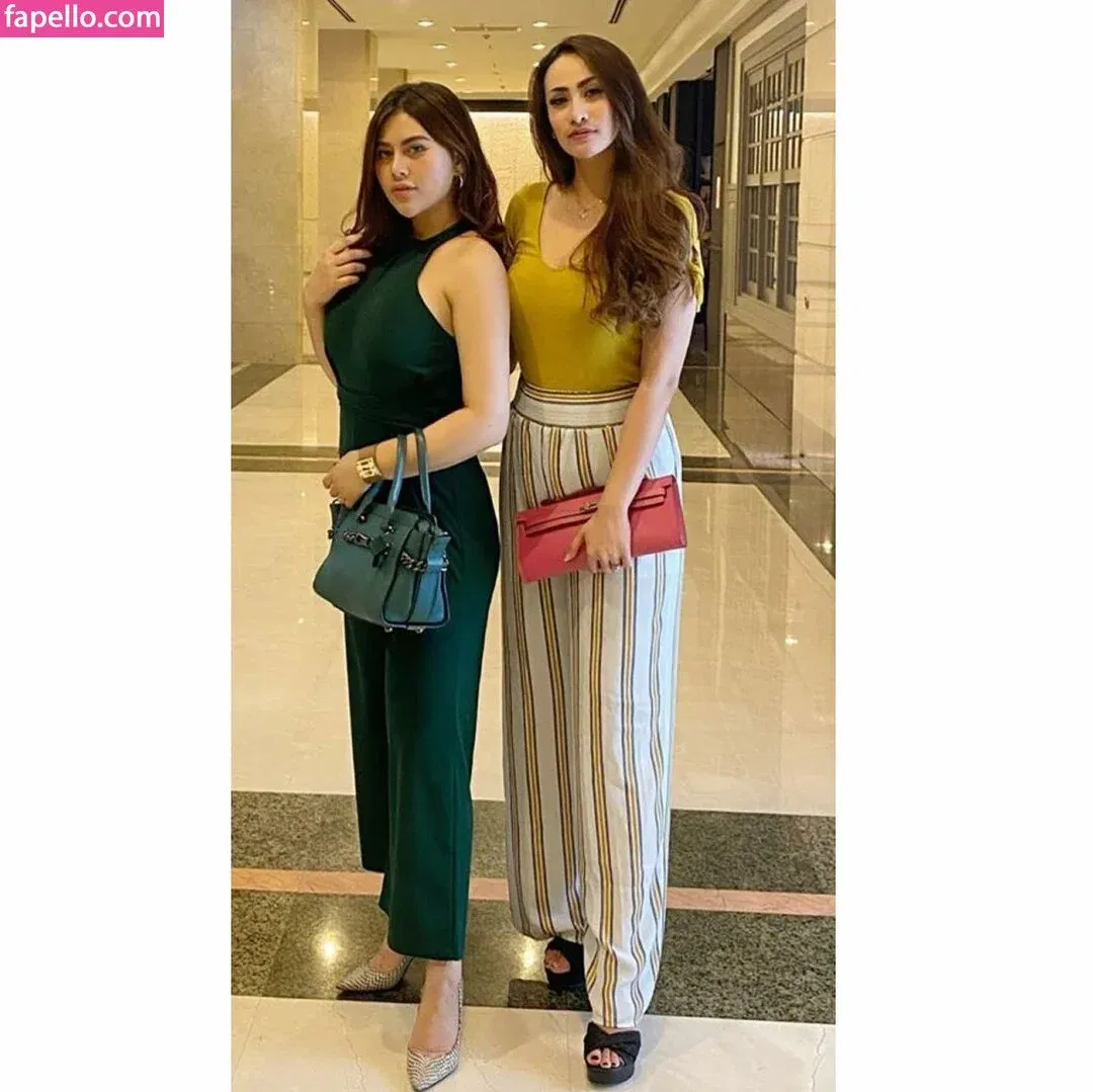 Renna Dyana Onlyfans Photo Gallery 